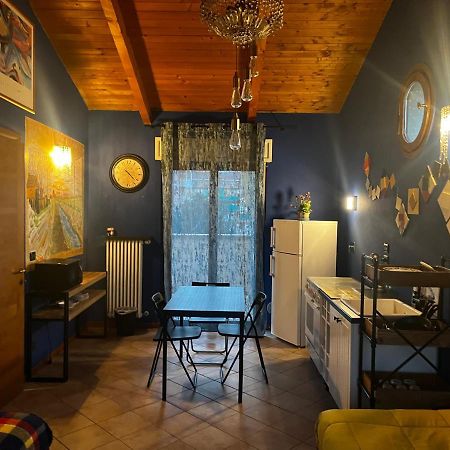 Yellow House Apartment Turin Bagian luar foto
