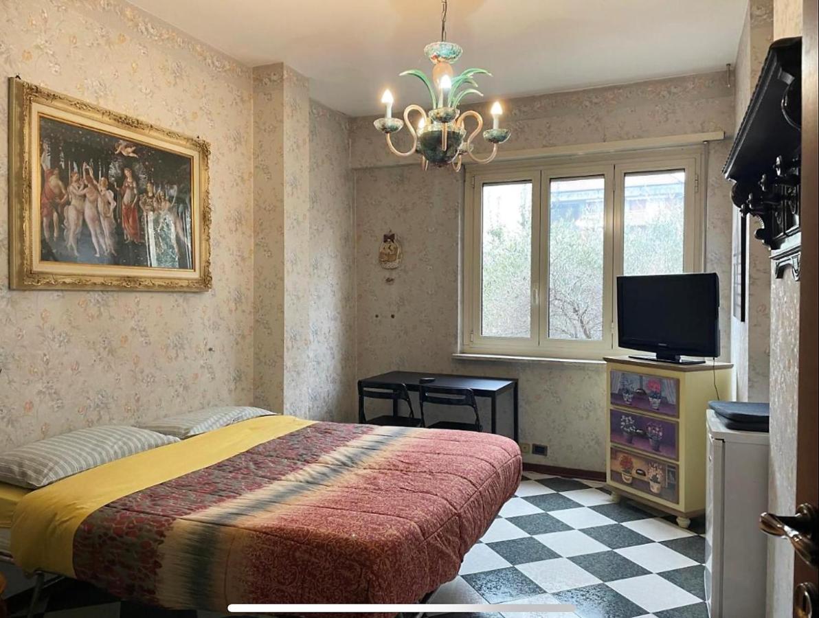 Yellow House Apartment Turin Bagian luar foto